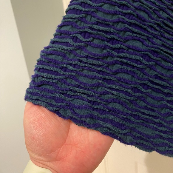 Deletta Teal/Indigo Textured Cowl Neck Sleeveless Blouse, size L - Picture 4 of 5